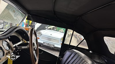 Lot 670 - 1954 MG