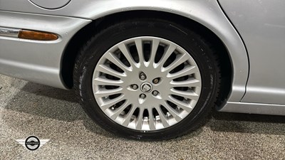 Lot 676 - 2006 JAGUAR XJ EXECUTIVE TDVI AUTO