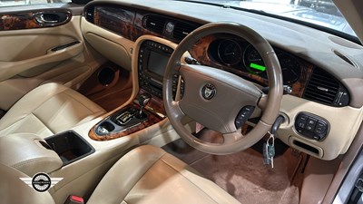 Lot 676 - 2006 JAGUAR XJ EXECUTIVE TDVI AUTO