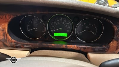 Lot 676 - 2006 JAGUAR XJ EXECUTIVE TDVI AUTO