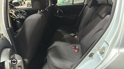 Lot 682 - 2003 TOYOTA