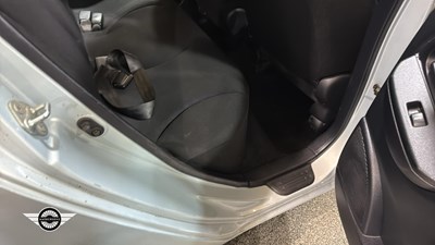 Lot 682 - 2003 TOYOTA