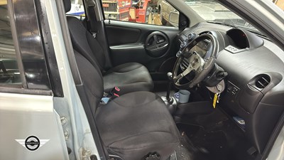 Lot 682 - 2003 TOYOTA