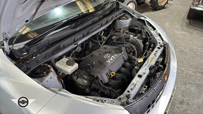 Lot 682 - 2003 TOYOTA