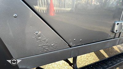 Lot 680 - 2001 LAND ROVER DEFENDER 110 TD5