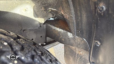 Lot 680 - 2001 LAND ROVER DEFENDER 110 TD5