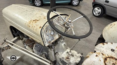 Lot 696 - 1949 FERGUSON