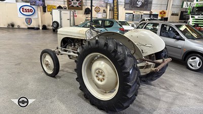 Lot 696 - 1949 FERGUSON