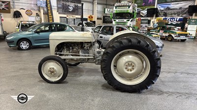 Lot 696 - 1949 FERGUSON