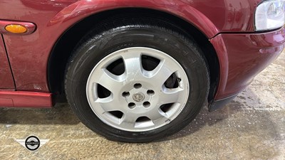 Lot 632 - 2001 VAUXHALL VECTRA CDX