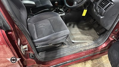 Lot 632 - 2001 VAUXHALL VECTRA CDX