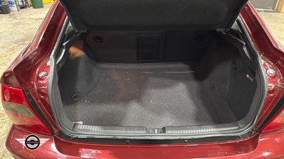 Lot 632 - 2001 VAUXHALL VECTRA CDX