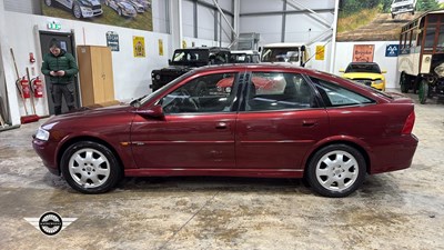 Lot 632 - 2001 VAUXHALL VECTRA CDX
