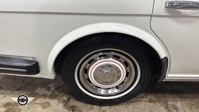 Lot 640 - 1981 ROLLS ROYCE