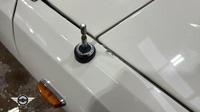 Lot 640 - 1981 ROLLS ROYCE