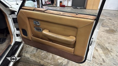 Lot 640 - 1981 ROLLS ROYCE