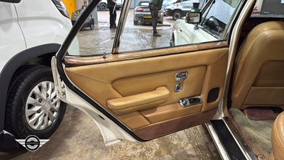 Lot 640 - 1981 ROLLS ROYCE