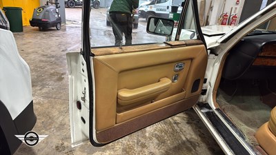 Lot 640 - 1981 ROLLS ROYCE