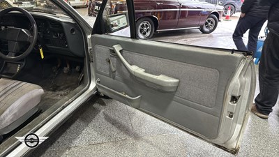 Lot 700 - 1986 VAUXHALL CAVALIER GLS 1.8I
