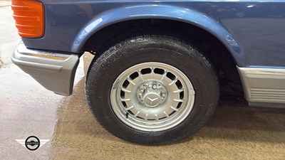 Lot 738 - 1986 MERCEDES 500 SEC AUTO
