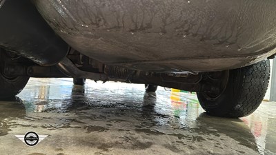 Lot 738 - 1986 MERCEDES 500 SEC AUTO