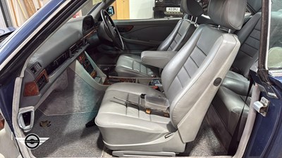Lot 738 - 1986 MERCEDES 500 SEC AUTO