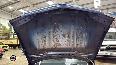 Lot 738 - 1986 MERCEDES 500 SEC AUTO