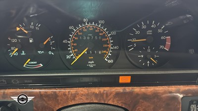 Lot 738 - 1986 MERCEDES 500 SEC AUTO