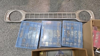 Lot 333 - MK1 FORD ESCORT GRILLE & NUTS BOLTS, TOOLS
