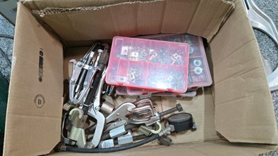 Lot 333 - MK1 FORD ESCORT GRILLE & NUTS BOLTS, TOOLS