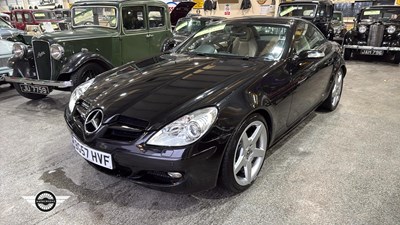 Lot 690 - 2007 MERCEDES SLK 350 AUTO
