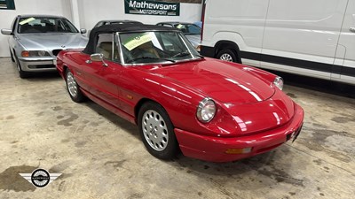 Lot 790 - 1990 ALFA ROMEO SPIDER 2.0