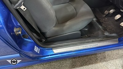 Lot 720 - 2002 RENAULT