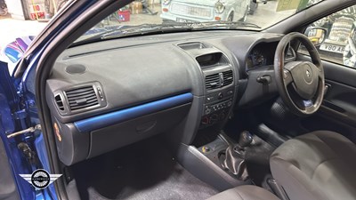 Lot 720 - 2002 RENAULT