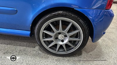 Lot 720 - 2002 RENAULT