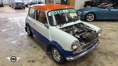 Lot 792 - 1971 AUSTIN MINI 1000