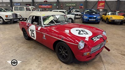 Lot 776 - 1971 MG B