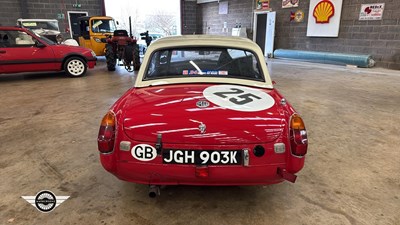Lot 776 - 1971 MG B