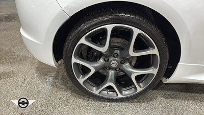 Lot 800 - 2014 VAUXHALL ASTRA VXR