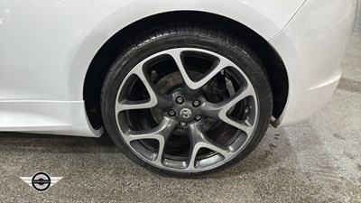 Lot 800 - 2014 VAUXHALL ASTRA VXR