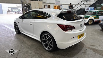 Lot 800 - 2014 VAUXHALL ASTRA VXR