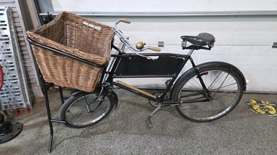 Lot 618 - RALEIGH TRADE BIKE WITH BASKET & FRONT STAND
