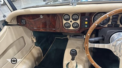 Lot 222 - 1999 MORGAN PLUS 8
