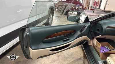 Lot 784 - 1995 ASTON MARTIN DB7 AUTO