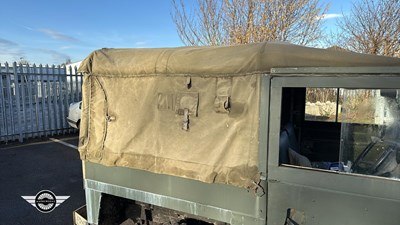 Lot 862 - 1972 LAND ROVER 88" - 4 CYL
