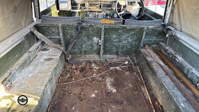 Lot 862 - 1972 LAND ROVER 88" - 4 CYL
