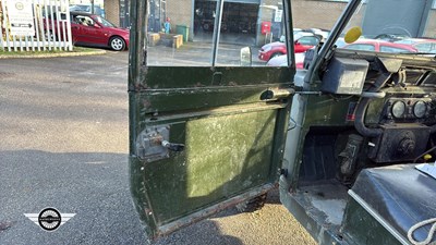 Lot 862 - 1972 LAND ROVER 88" - 4 CYL