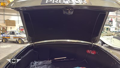 Lot 18 - 1976 ROLLS ROYCE