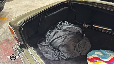 Lot 18 - 1976 ROLLS ROYCE