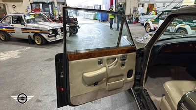 Lot 18 - 1976 ROLLS ROYCE